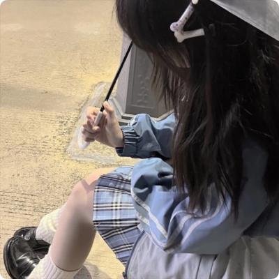 村支书金岚岚